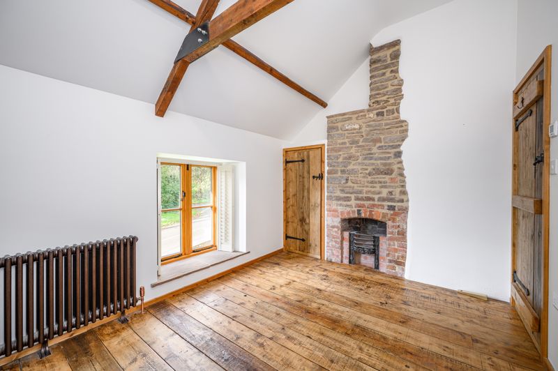 Bedroom- click for photo gallery